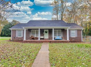 351 3rd Ave, Winder, GA 30680