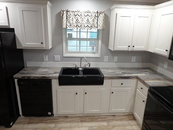 4th image of 10620 SW 27th Ave #J-12