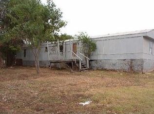 203 Greenfield Rd, Kyle, TX 78640