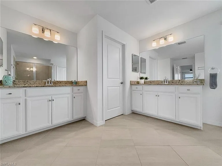 3319 Menores Way — Photo 22