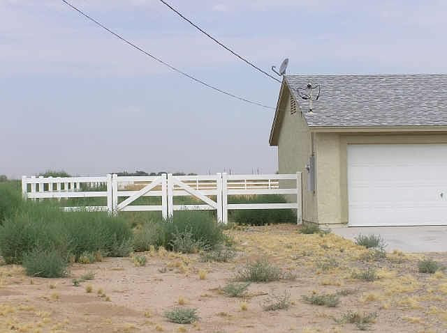 2nd image of 3246 N La Palma Drive