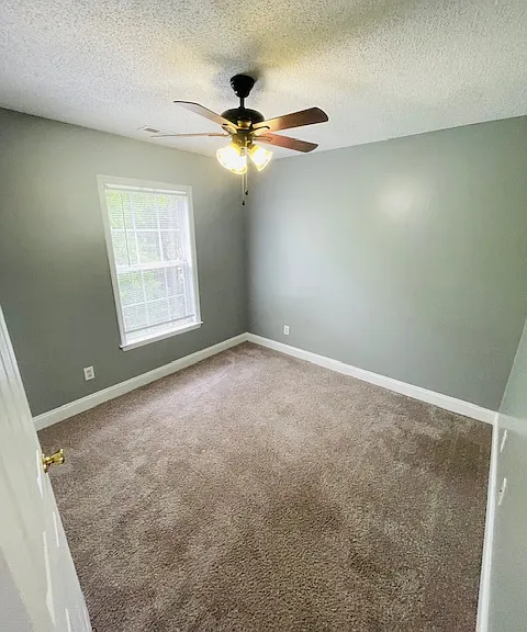 144 Secretariat Dr — Photo 32