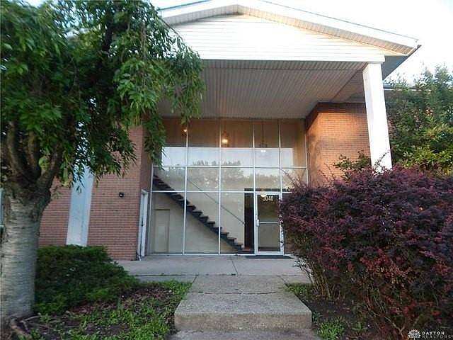 1st image of 3040 E Dorothy Ln #24