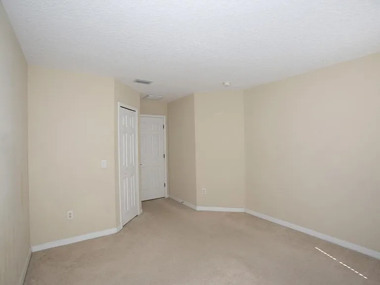 11919 Castine St — Photo 20