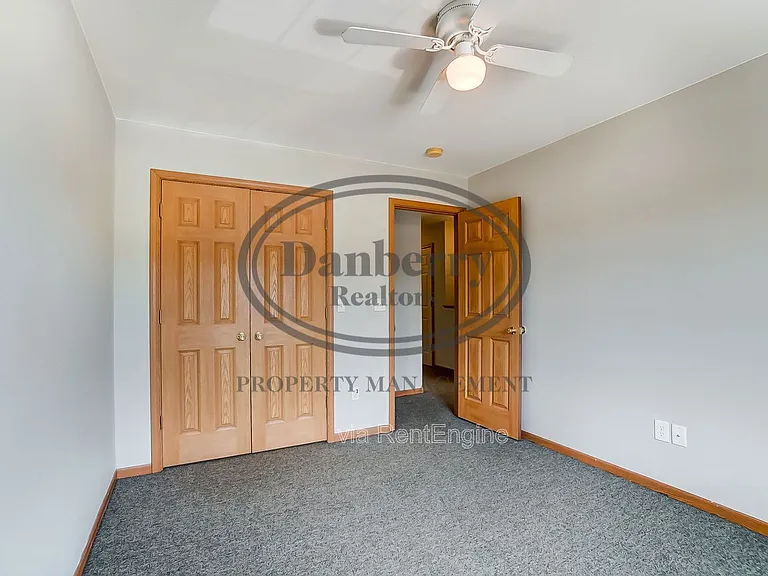 1117 N Byrne Rd — Photo 15