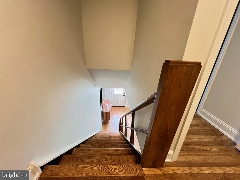 4735 Sheldon St — Photo 34