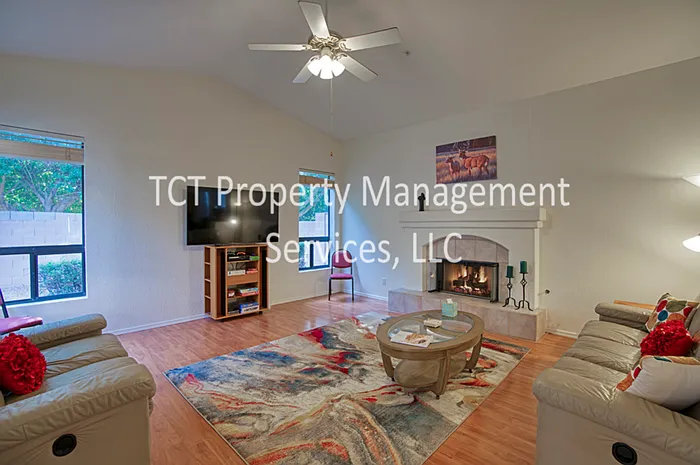 9729 E Celtic Dr — Photo 5