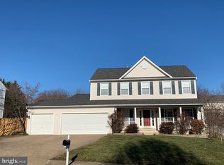 649 Wintergreen Dr, Purcellville, VA 20132