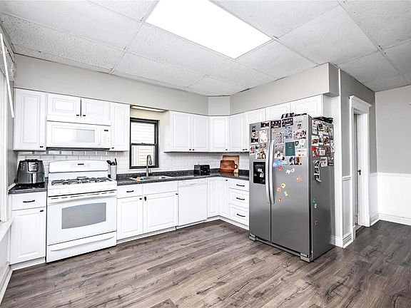 5th image of 6216 Odell St