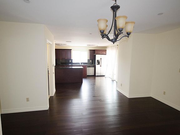 4th image of 2828 Reservoir St APT 3