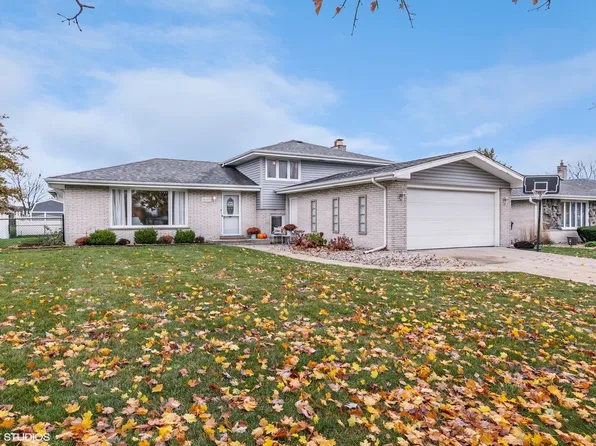 15155 Larkspur Ln, Orland Park, IL 60462