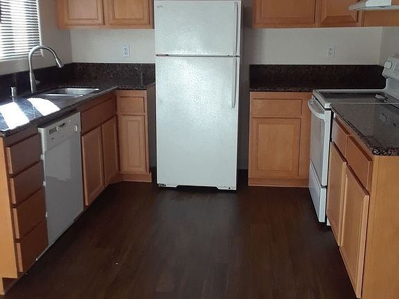 3rd image of 7827-7867 Stalmer St APT B