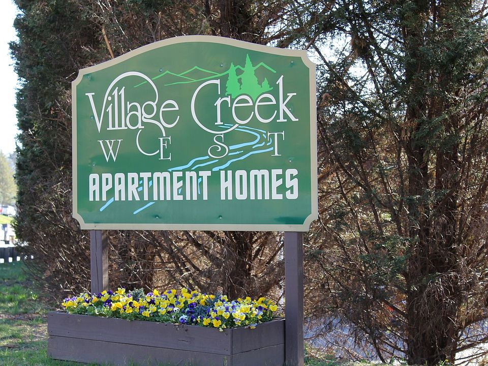 1st image of 900 Flat Creek Village Dr #203