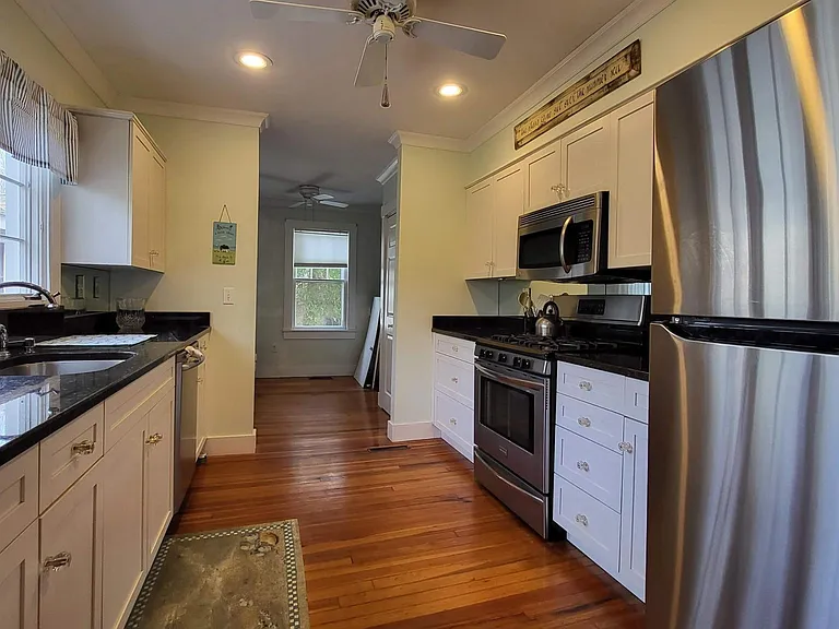 61 Ledge Rd — Photo 12