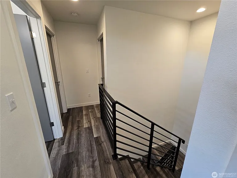 5203A Ravenna Ave NE — Photo 11