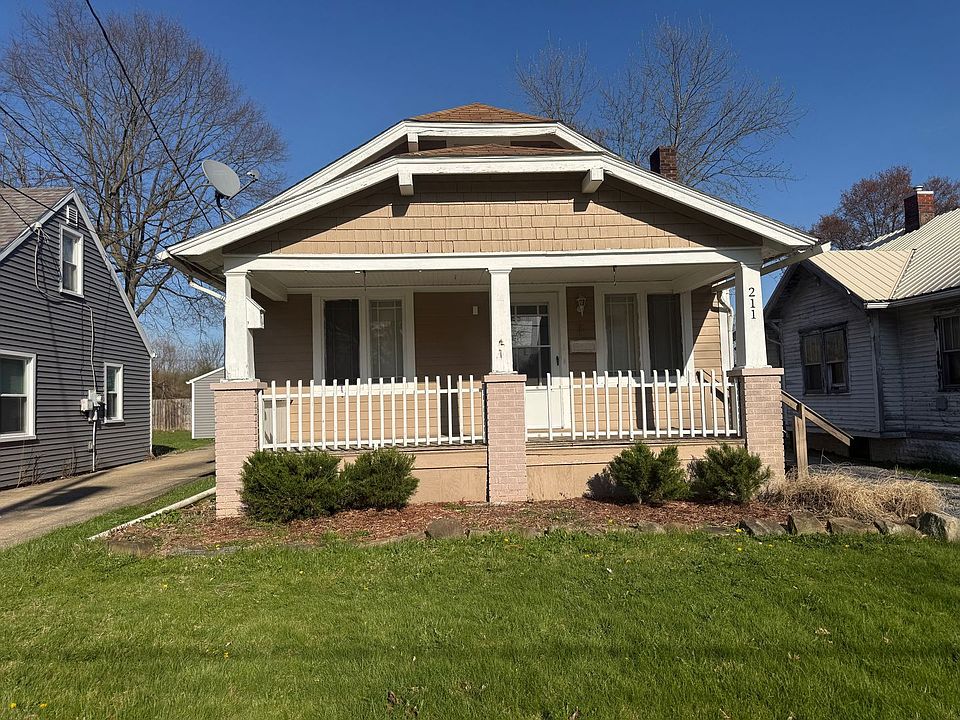 1st image of 211 Carnegie Ave