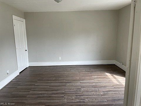 4th image of 1018 W 2nd St