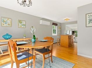 35 Longfellow Dr, Newburyport, MA 01950