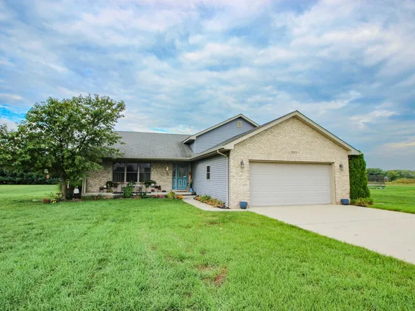 11794 Prairie Ridge Ln, Wheatfield, IN 46392