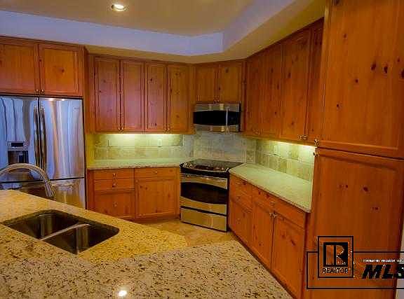 5th image of 2730 Waterstone Ln