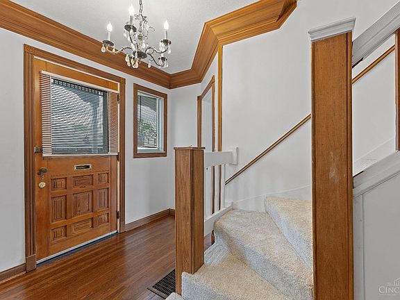 3rd image of 2015 Hudson Ave