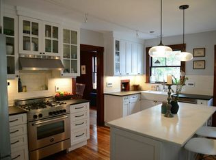 14 Chestnut St, Waltham, MA 02453