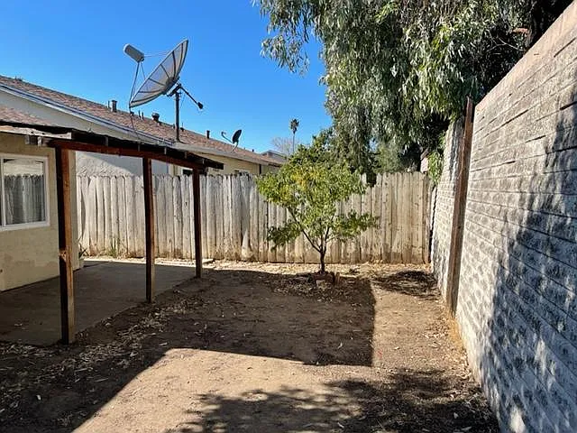 109 E Trident Dr — Photo 19