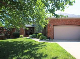 4860 S Prairie View Ave, Battlefield, MO 65619