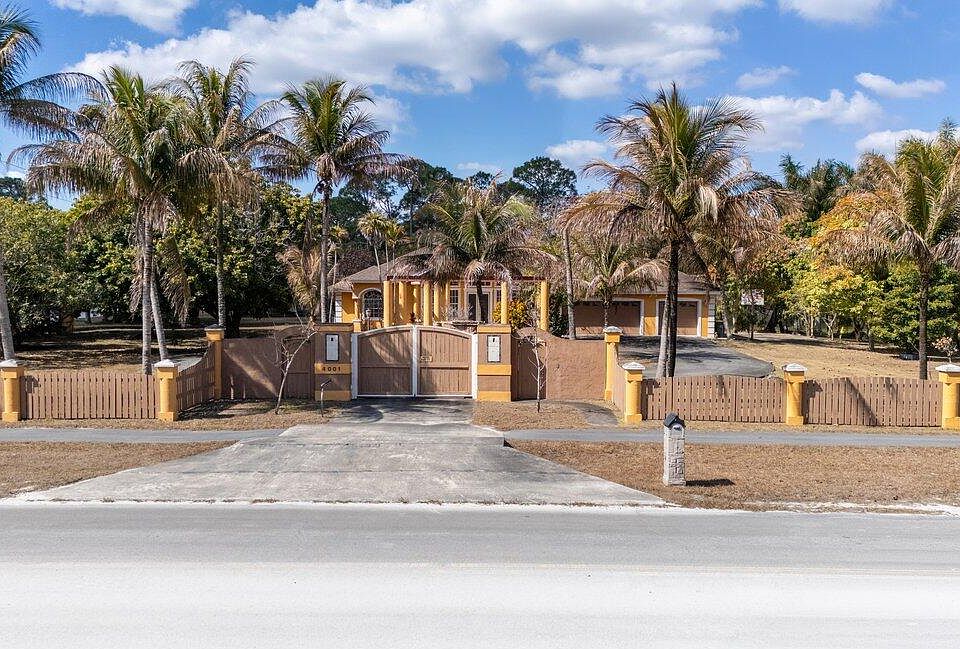 1st image of 4001 Avocado Boulevard