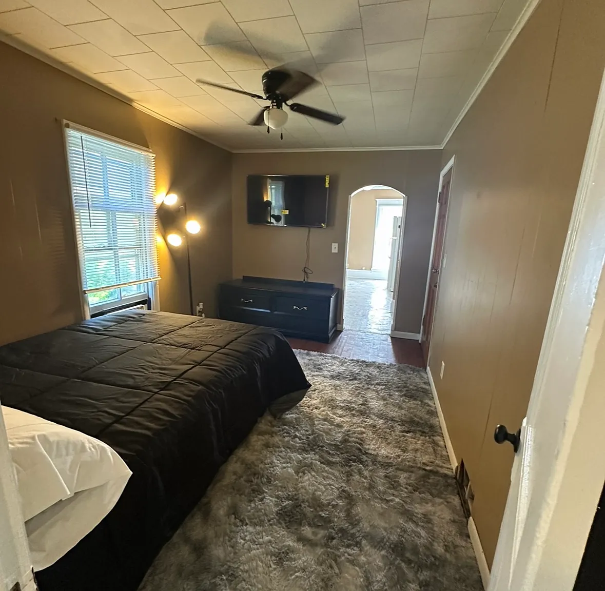 2 bed, 600 sqft, $1,425 — Photo 2