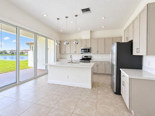 4763 Saddle Ranch Rd