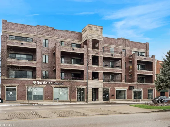 5820 N Clark St #404, Chicago, IL 60660