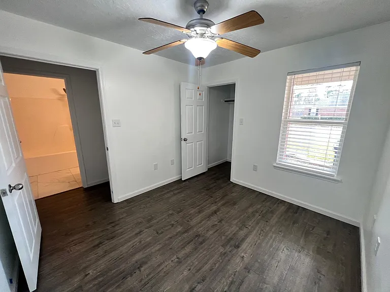 Bedroom 2/4