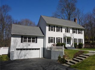 35 Fox Ridge Dr, Colchester, CT 06415