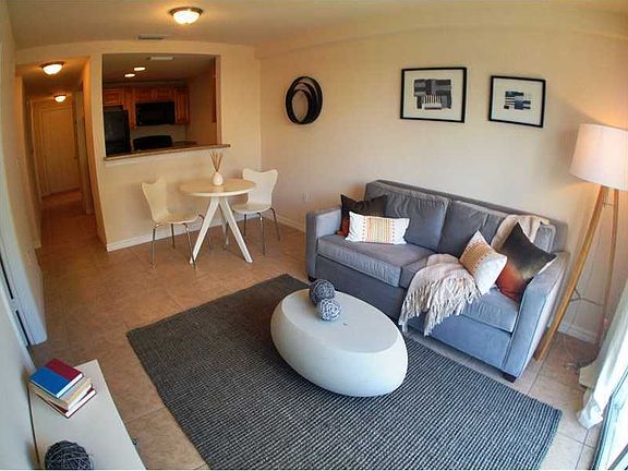 3rd image of 724 NE 85th St APT 502