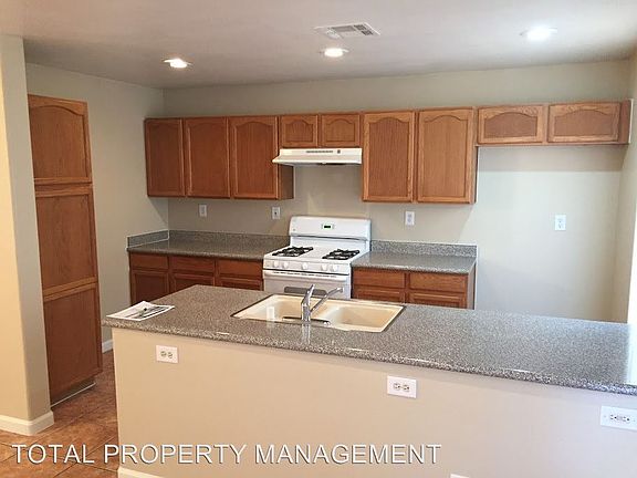 4th image of 6010 Las Nubes Dr