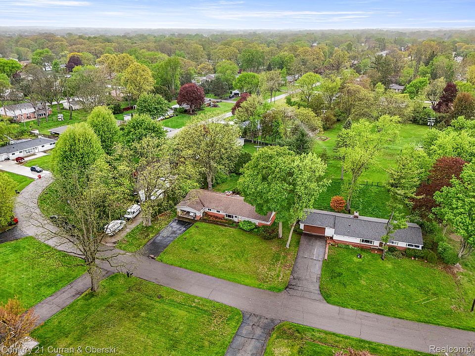 7271 Cottonwood Knl, photo 2