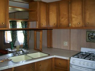 N10524 Wrolstad Rd, Iola, WI 54945