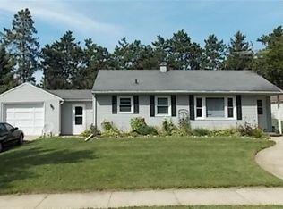 75 Lucile St, Fort Atkinson, WI 53538