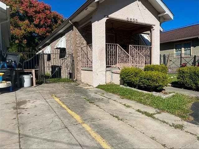 2 bed, 1.0 bath, 1029 sqft, $1,750 — Photo 4