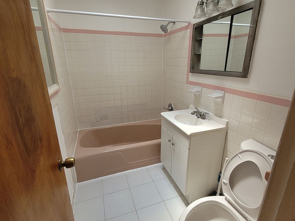 1st image of 3128 Mickle Ave #2