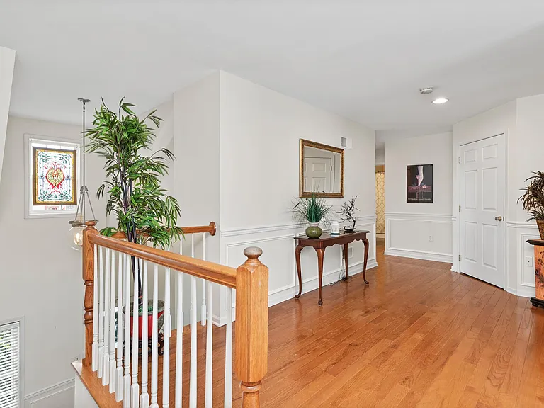 6330 Mercury Dr — Photo 33