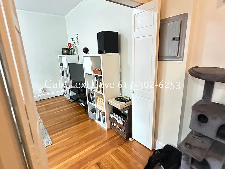 1810 Commonwealth Ave #2 — Photo 14