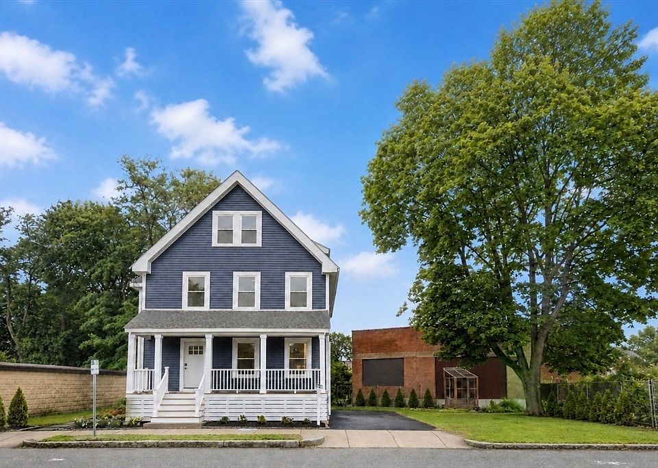 1st image of 80 Dell Ave