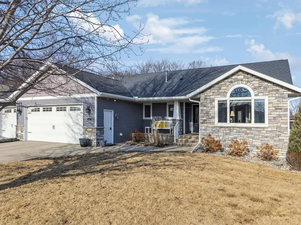 677 W River Dr, New London, MN 56273