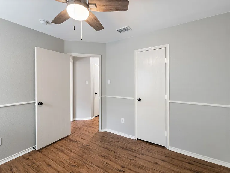 10905 Fawn Valley Dr — Photo 14