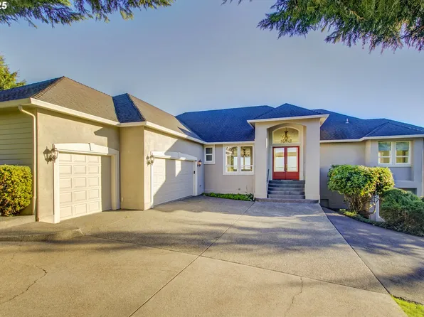 23902 NE 128th St, Brush Prairie, WA 98606