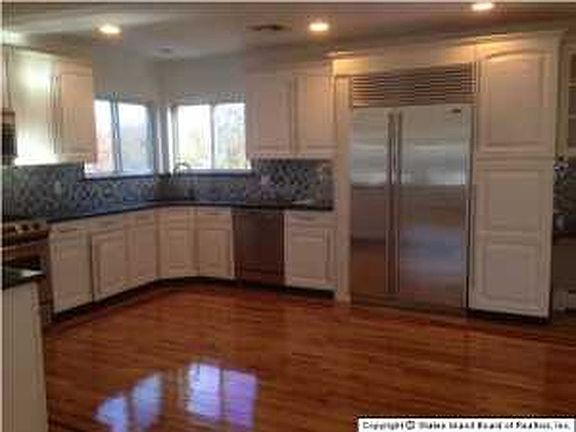 4th image of 23 Wagner St