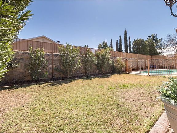 3rd image of 1694 Janet Coles Ln