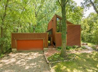 5229 Arlington Rd, North Canton, OH 44720